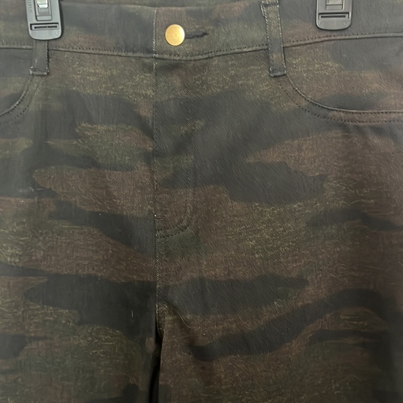 Time and true Jeggings Camo print - Picture 3 of 5